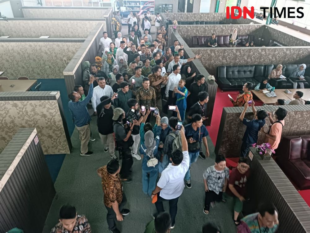 Sindir Jalan Tol, Anies akan Hadirkan Kereta Doubletrack di Lampung