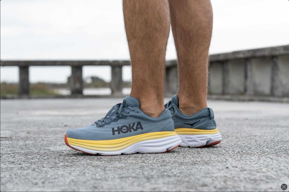 9 Rekomendasi Sepatu Running Terbaik untuk Pria