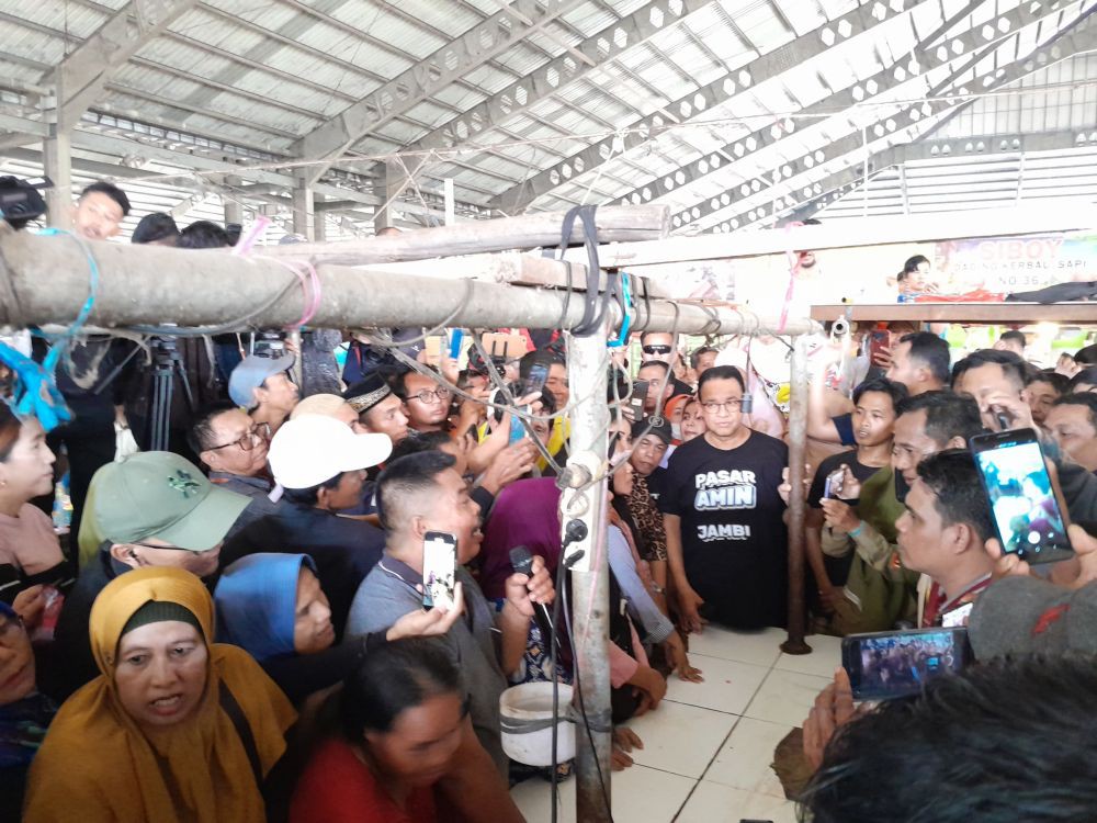 Anies Baswedan Dorong Pedagang Pasar Bentuk Koperasi di Jambi