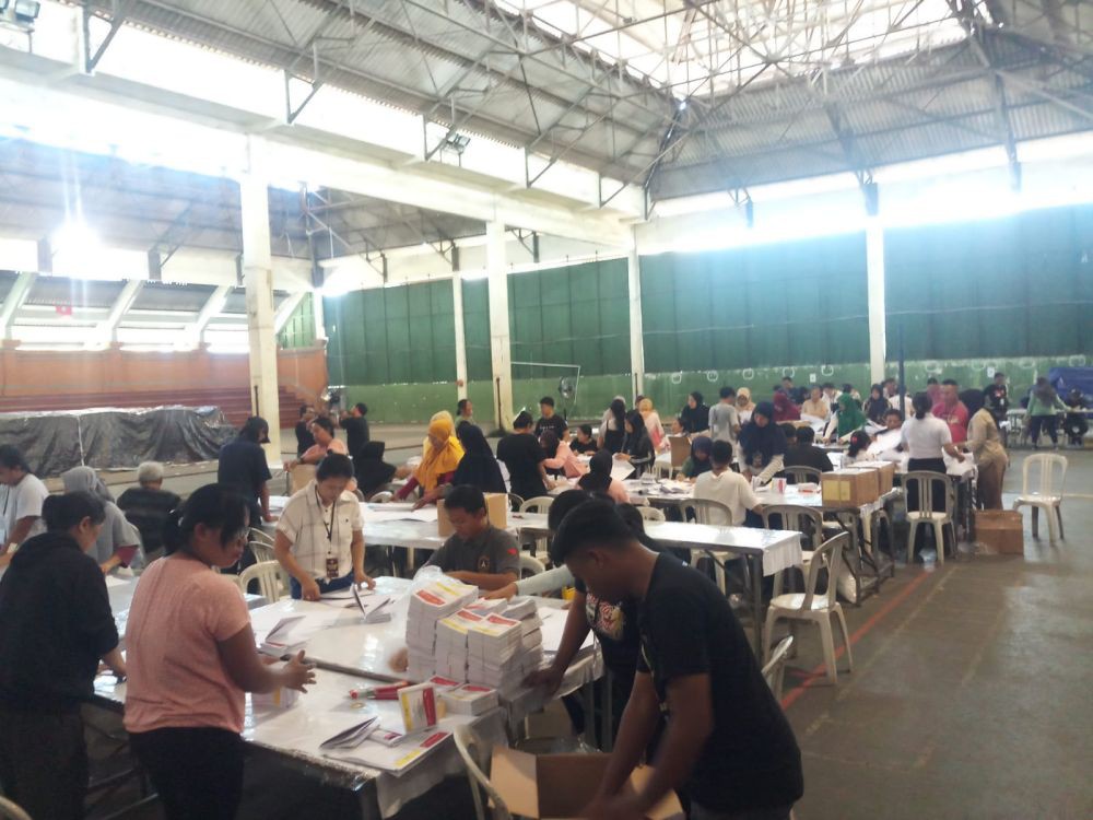 Ribuan Surat Suara di Denpasar Dalam Proses Pelipatan