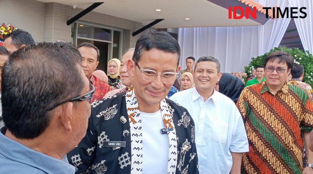 COVID-19 Meradang, Sandiaga Minta Wisatawan Tingkatkan Kewaspadaan 