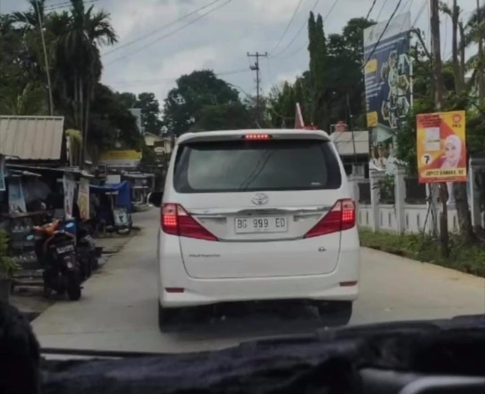 Bripka Edi Pengancam Pengendara di Palembang Gunakan Pelat Mobil Palsu