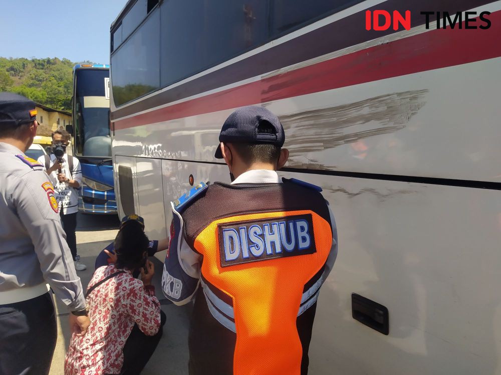Jelang Libur Nataru, Petugas Temukan Bus Tak Laik Jalan di Kota Cimahi