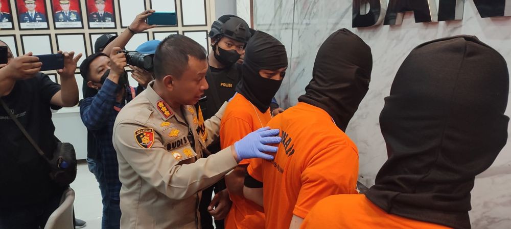 Polrestabes Bandung Ungkap Peredaran Sabu 7,03 Kilogram