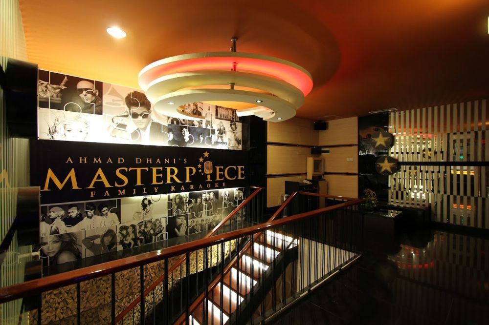 8 Tempat Karaoke Terpopuler di Jakarta