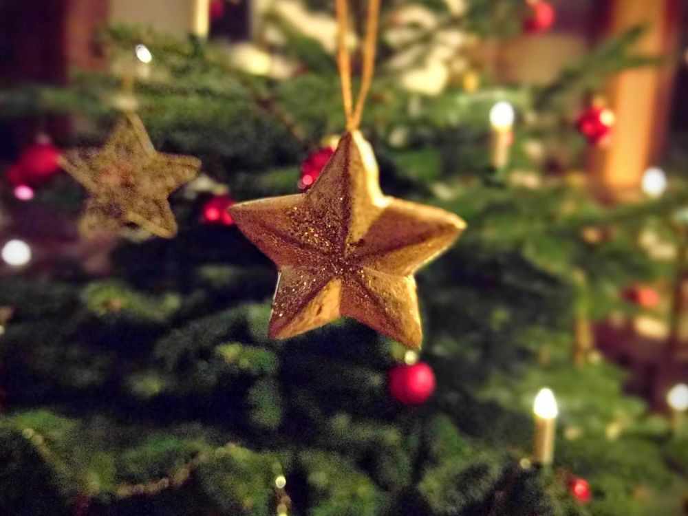 Rekomendasi Lagu Natal Penuh Makna, Cocok Didengar Bareng Keluarga