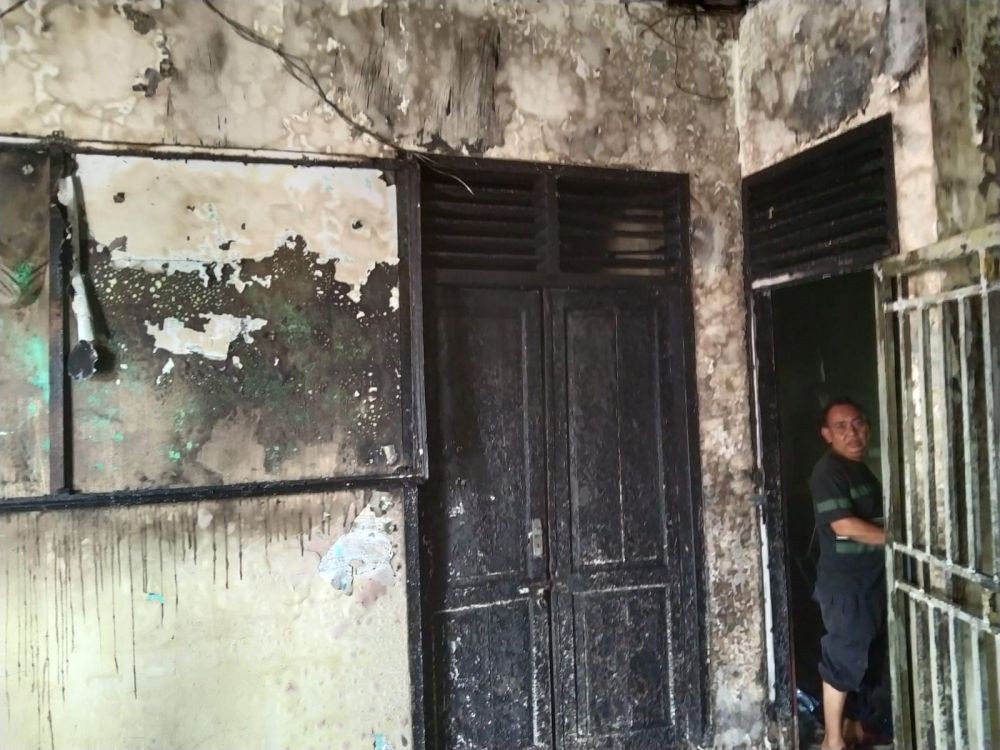 Seorang Kakek di Aceh Timur Bakar Kantor Dinkes dan Dinsos