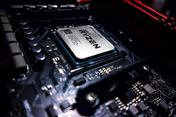 7 Tanda Motherboard PC Kamu Telah Rusak dan Perlu Diganti