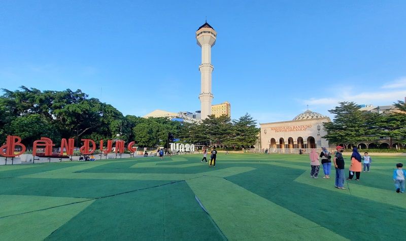 4 Tahun Menara Masjid Raya Bandung Ditutup, akan Dibuka Usai Lebaran