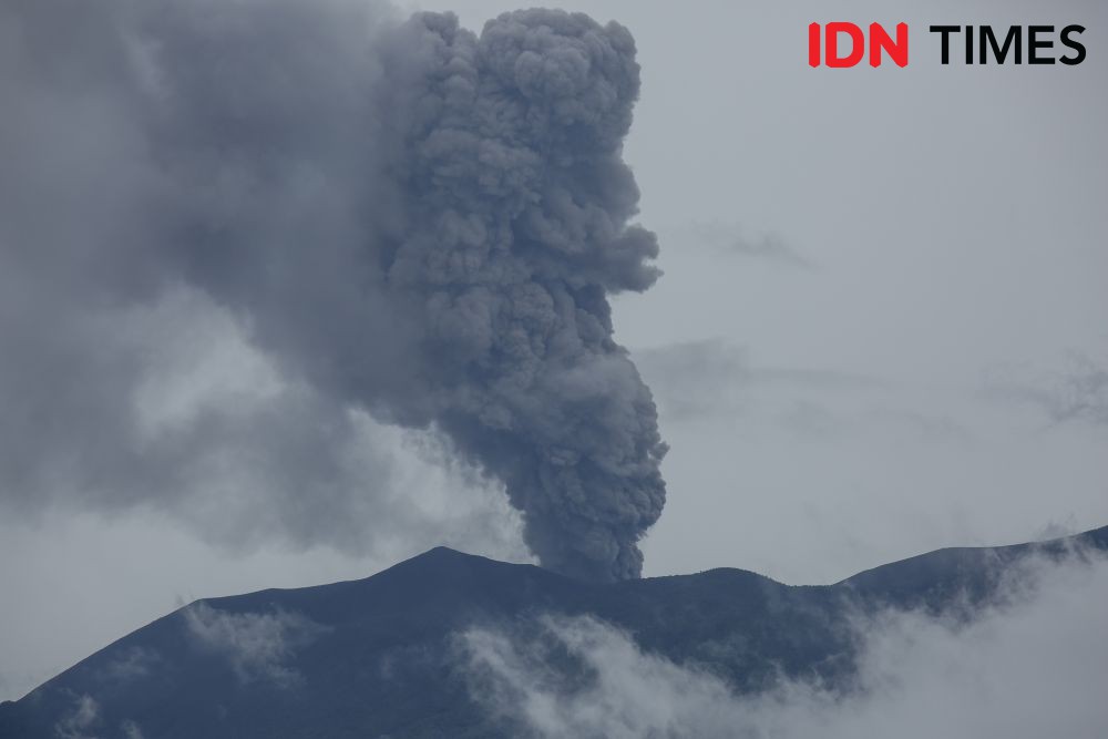 Erupsi Gunung Marapi Sumbar Masih Berlangsung, Warga Mulai Resah