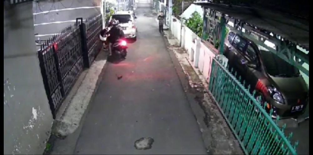 Viral Remaja Dikeroyok di Cimahi Terekan CCTV Warga