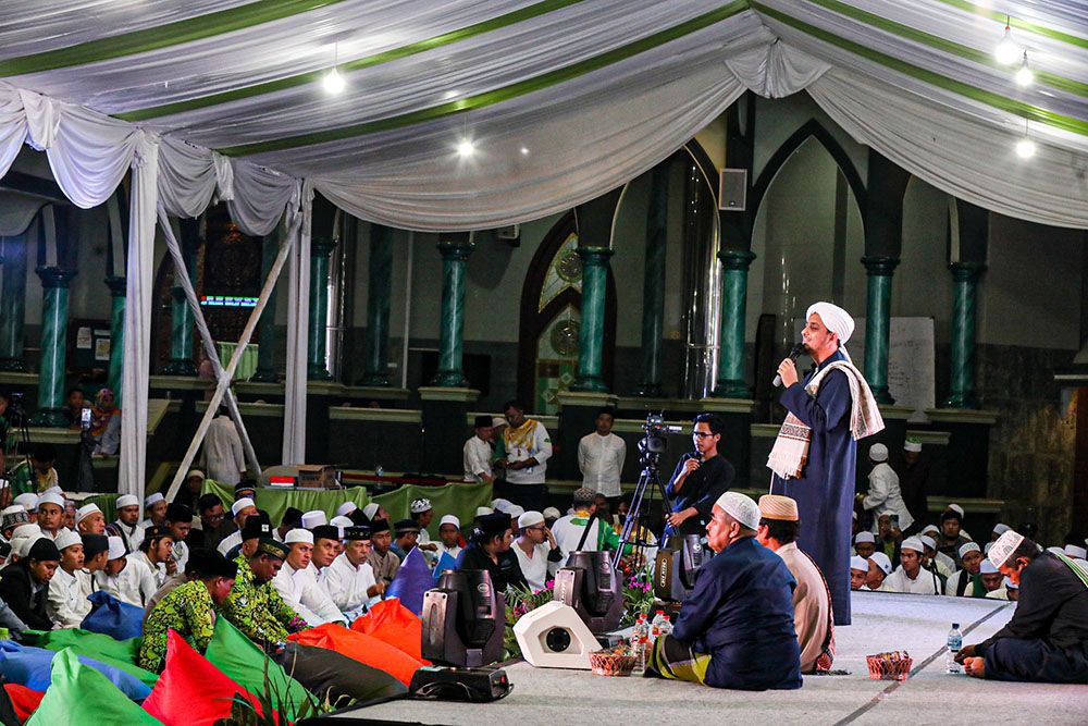 Pergantian Tahun, Masjid Al-Musannif Gelar Healing Fil Masjid