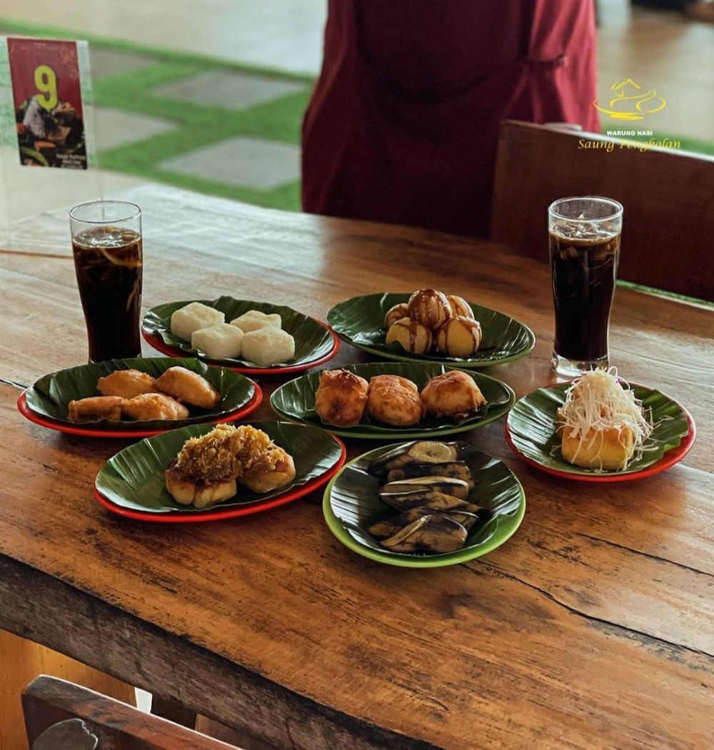 7 Rekomendasi Tempat Ngopi dan Makan Syahdu di Lembang