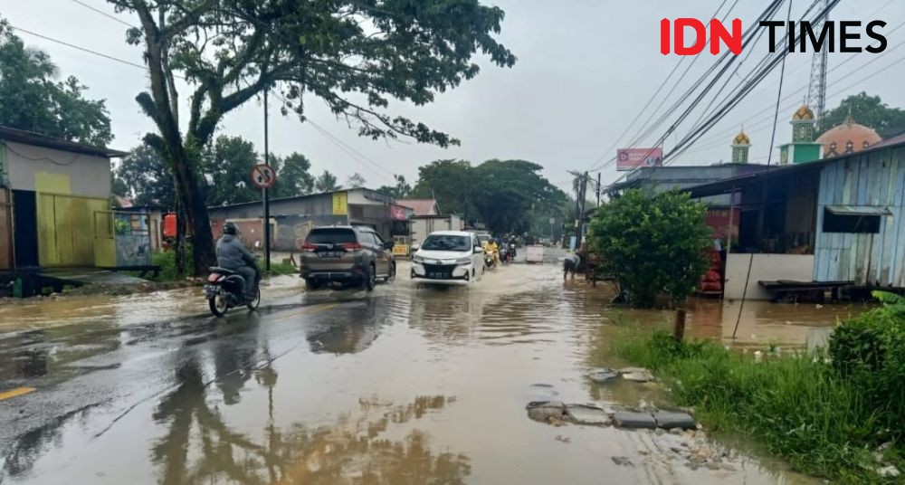 Hujan Deras Seharian Guyur di Balikpapan Sebabkan 12 Titik Genangan