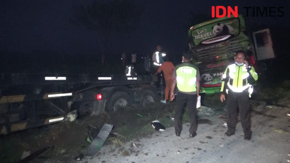 Korban Laka Bus Rombongan Guru SMP Charis Malang Jadi 2 Orang