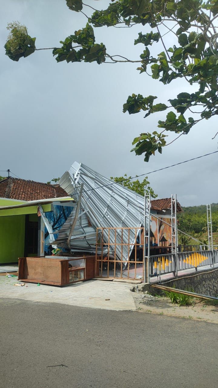 Dampak Cuaca Ekstrem di DIY, Ratusan Rumah Alami Kerusakan