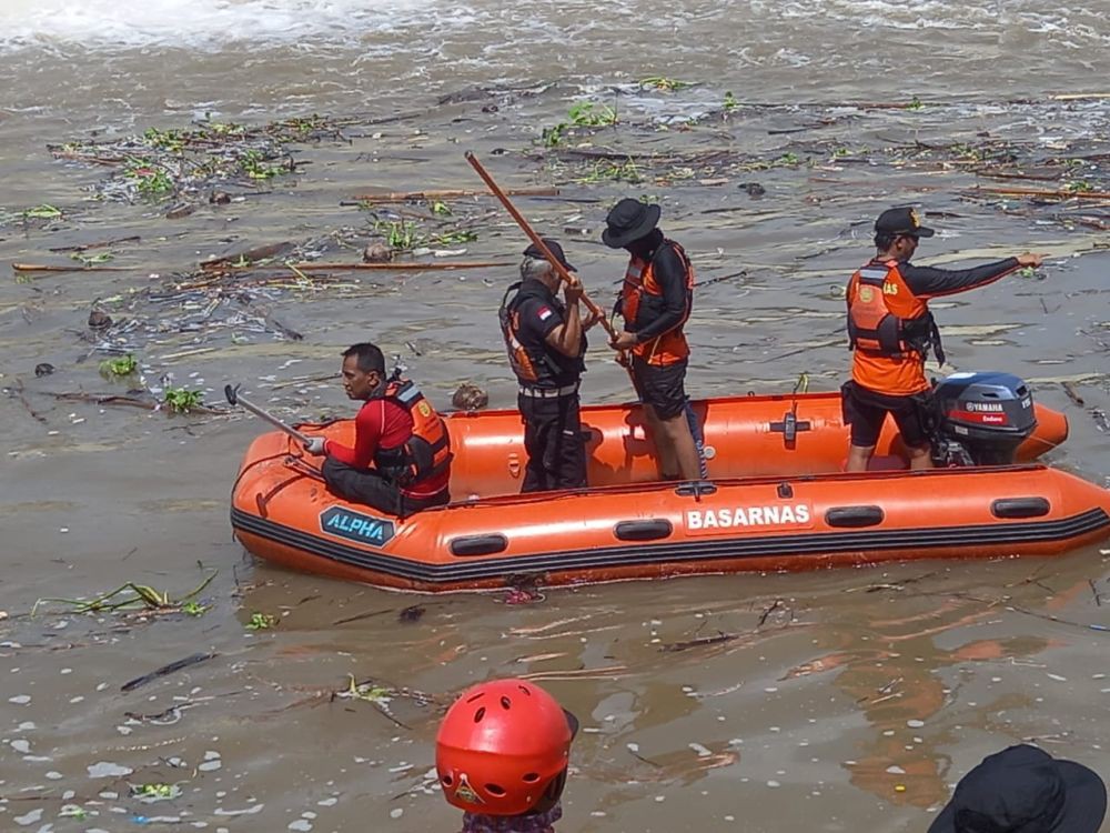 Seorang Pemancing Diduga Hilang, Tim SAR Sisir Sungai Progo