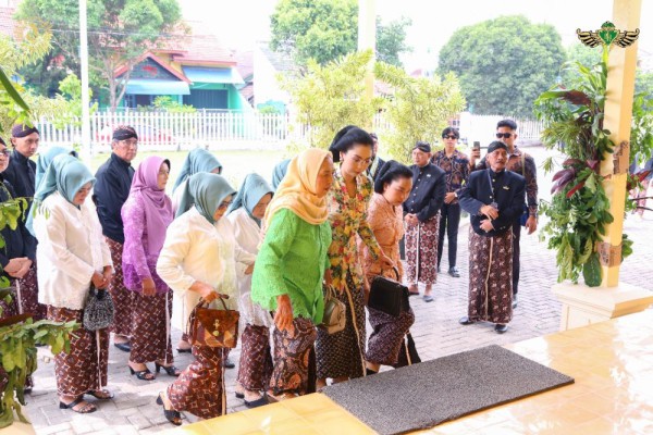 Calon Pengantin Mulai Jalani Nyengker Di Pura Pakualaman