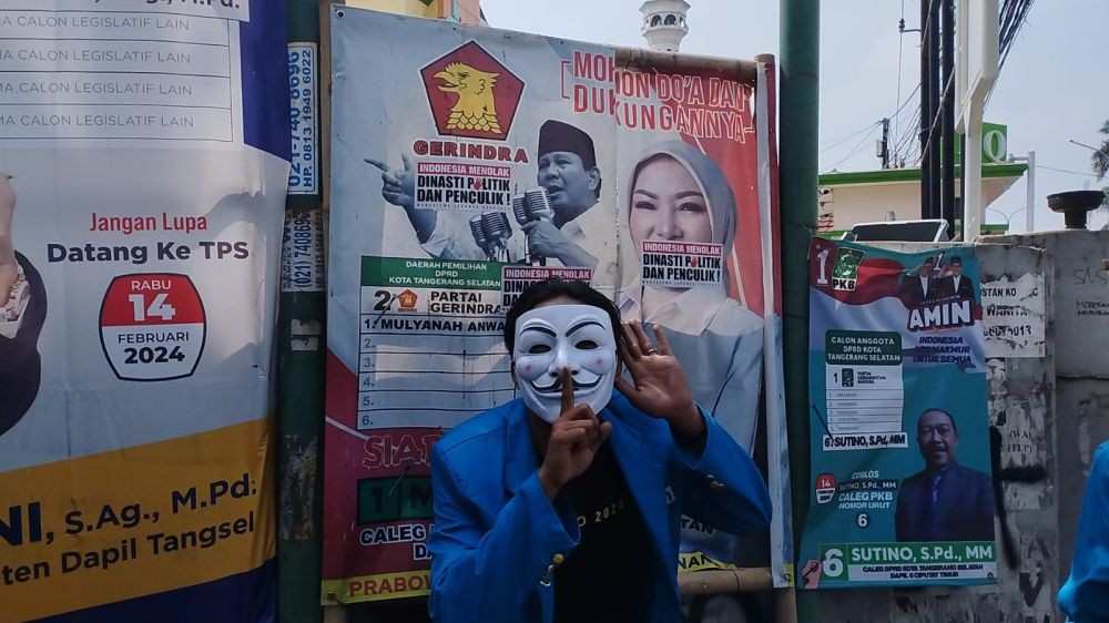 Ratusan Mahasiswa di Tangsel Demo Tolak Politik Dinasti