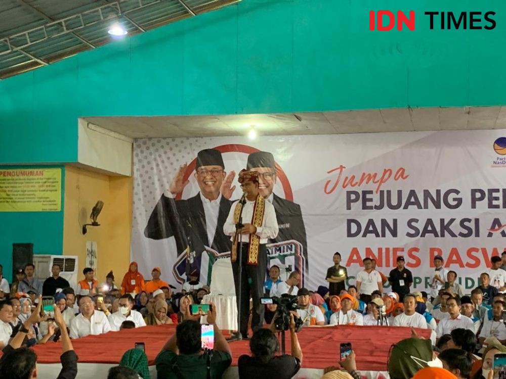 Datang ke Lampung, Anies Disambut Selawat dan Simbol Anime