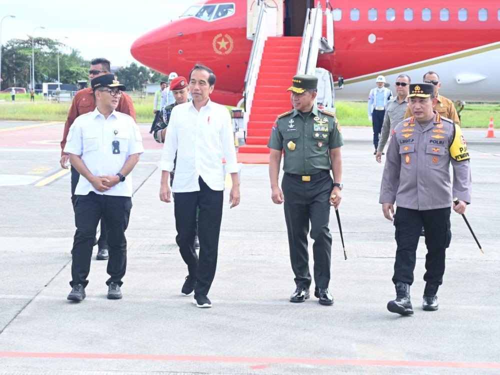 Presiden Jokowi Resmikan Pabrik Bahan Peledak di Bontang