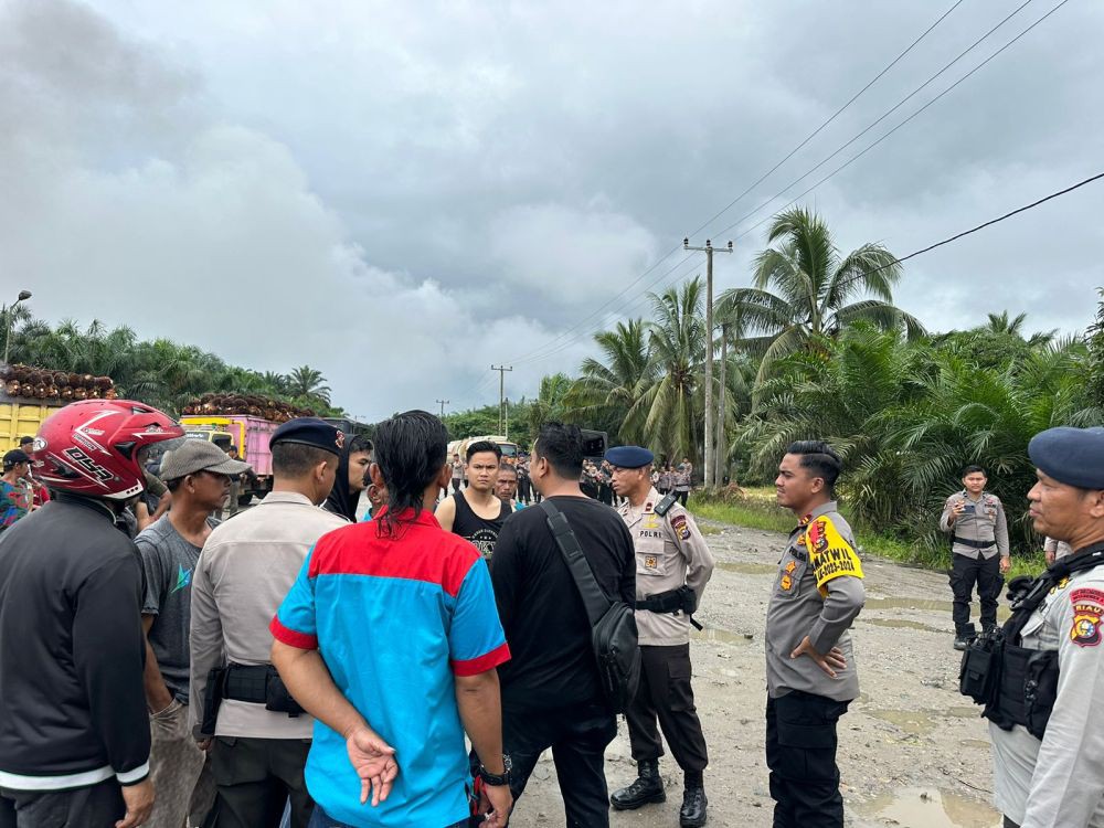 Perkara Bongkar Muat, 2 Kubu Serikat Pekerja Bentrok di Riau