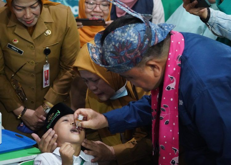 Seribu Anak di Karanganyar Tolak Imunisasi Polio, Dinkes Swipping
