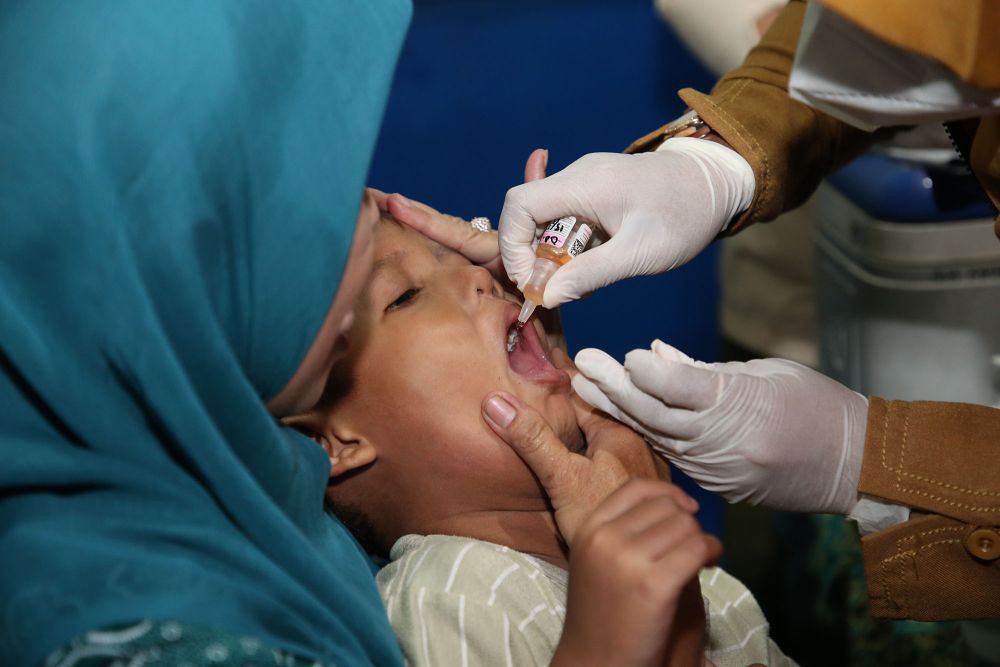 Pengulangan Imunisasi Polio Terhalang Bencana Banjir di Pekalongan