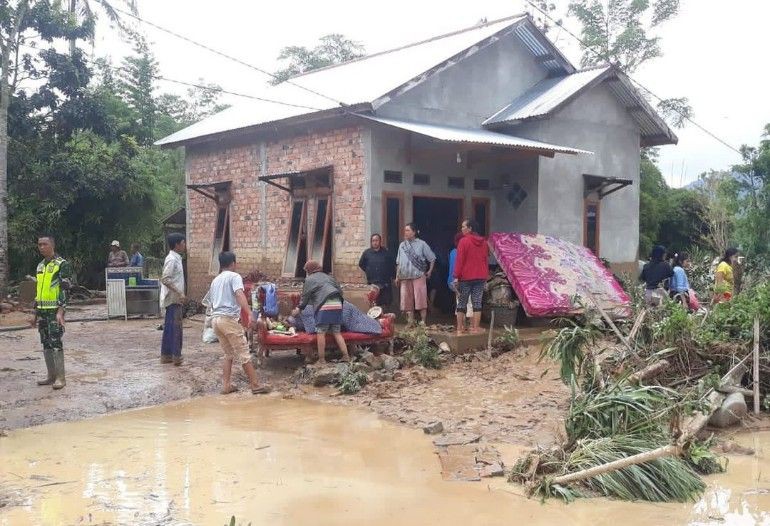 Sungai Lematang Meluap, Puluhan Rumah di Lahat Terendam Banjir