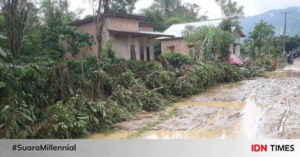 Sungai Lematang Meluap, Puluhan Rumah Di Lahat Terendam