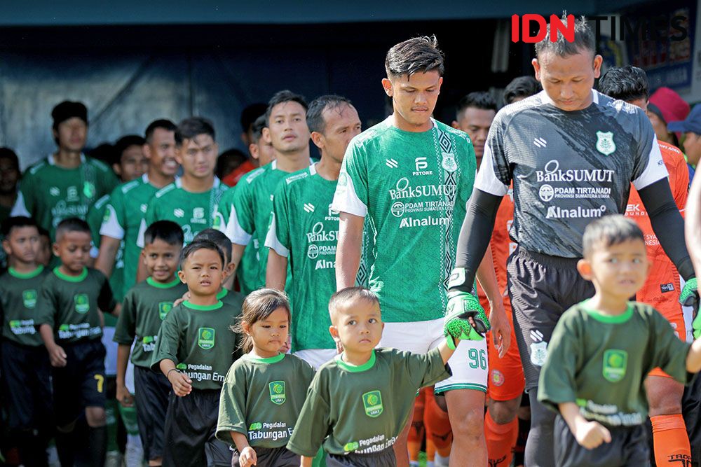 [FOTO] Asa PSMS Medan Terkubur di Stadion Langsa