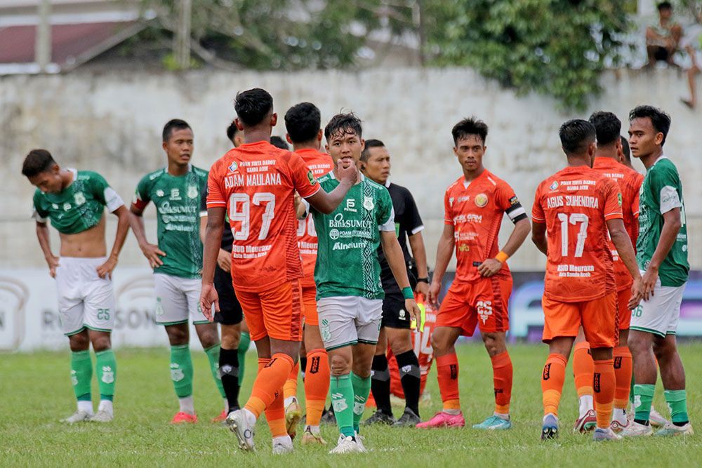 [FOTO] Asa PSMS Medan Terkubur di Stadion Langsa