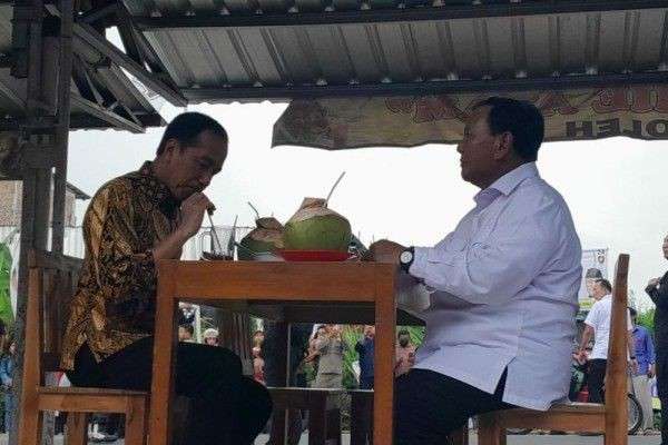 Jokowi Makan Dengan Prabowo, Anies: Semoga Baksonya Enak