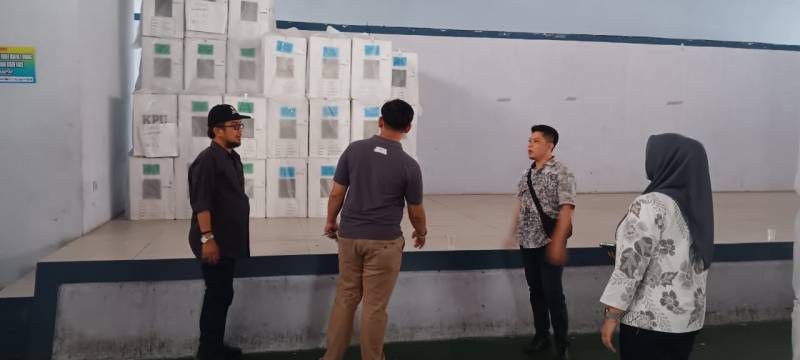 KPU Kota Tangerang Distribusikan Logistik Pemilu ke-13 Kecamatan
