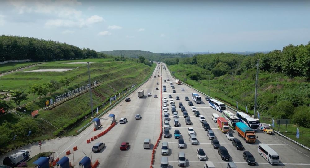 Jalan Tol IKN Terapkan Teknologi Pengisian Mobil Listrik   