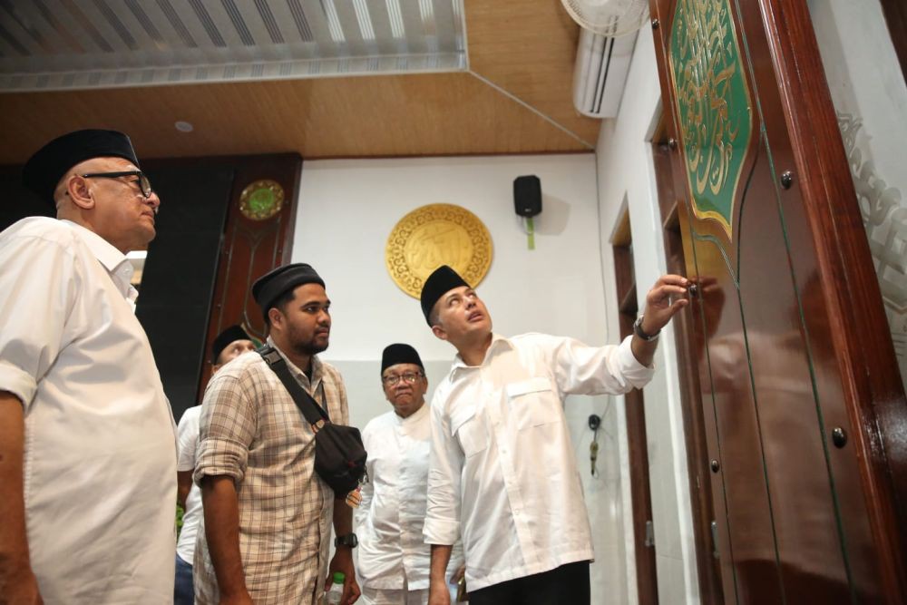 Resmikan Masjid Al Musannif, Ijeck Akan Gratiskan Sekolah Tahfiz