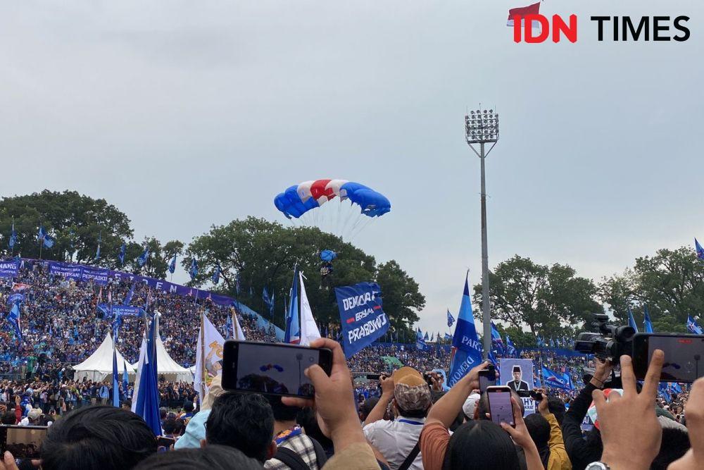 KPU Banten Minta Peserta Pemilu Turunkan Alat Peraga