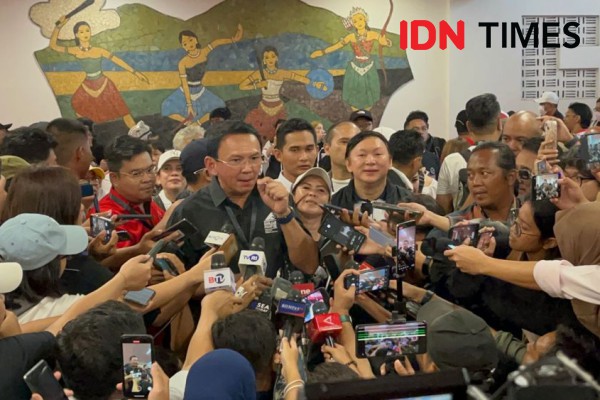 Ahok Buka Podcast Tanya Jawab soal Jakarta, Sinyal Maju Pilkada DKI?