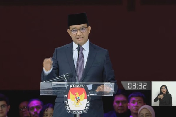 Anies: Warga Ingin Perubahan Bikin Poster dari Hasil Keringat Sendiri