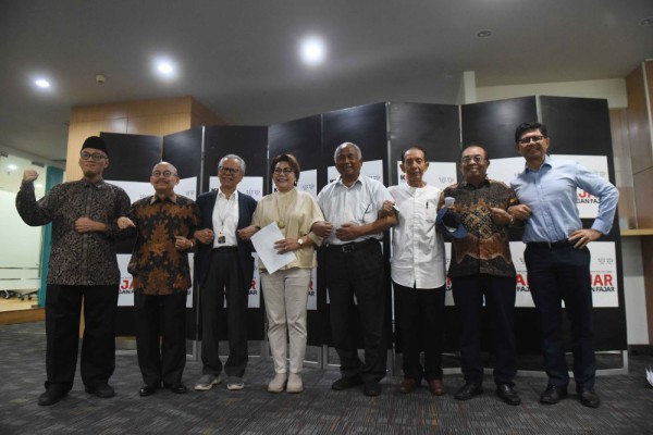 15 Eks Pimpinan KPK Turun Gunung, Singgung Moralitas Jokowi