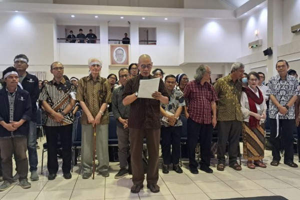 Akademisi Sentil Jokowi: Anda Bertanggung Jawab pada Tuhan!