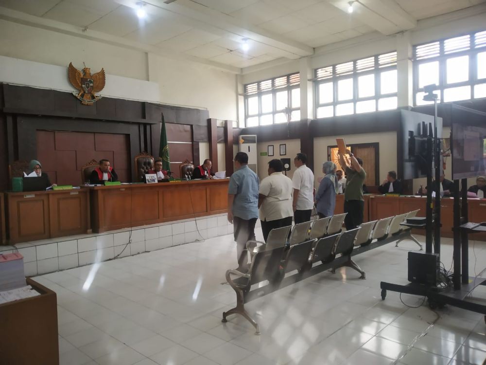 Hakim Minta Hendri Zainuddin Terbuka Soal Korupsi di KONI Sumsel