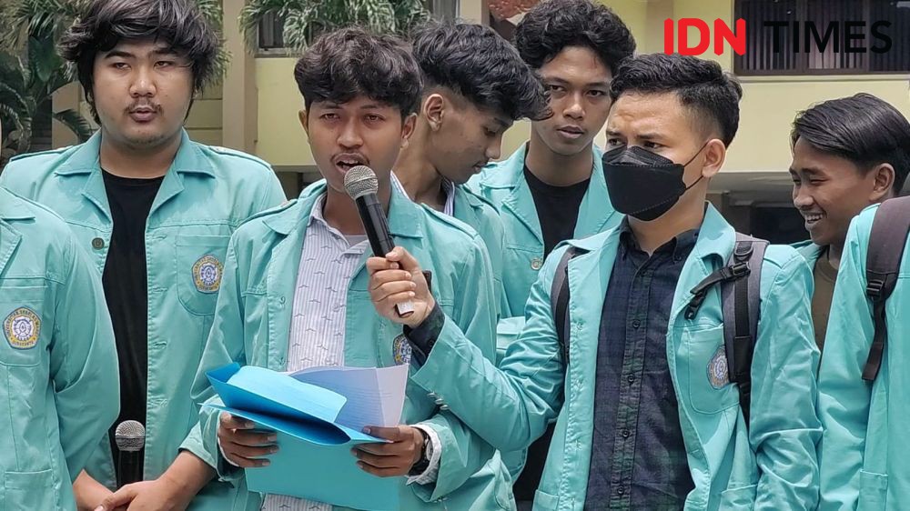 Mahasiswa UNS Serukan Maklumat Kebangsaan Kritik Jokowi, Ini Isinya