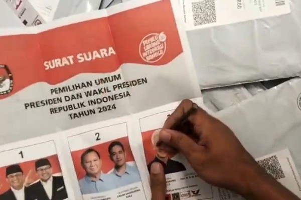 KPU Kirim Tim Usut Dugaan Surat Suara Tercoblos di Malaysia