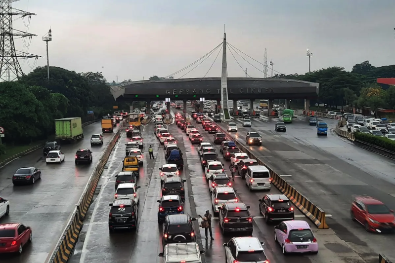 Arus Mudik, 3,5 Juta Kendaraan Akan Melintas di Tol Tangerang-Merak