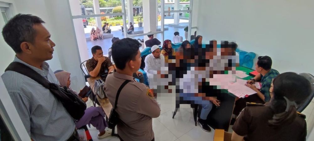 5 Anak Diduga Serang Polisi saat Kerusuhan Karang Taliwang Mataram