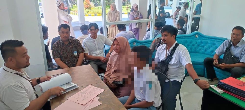 5 Anak Diduga Serang Polisi saat Kerusuhan Karang Taliwang Mataram