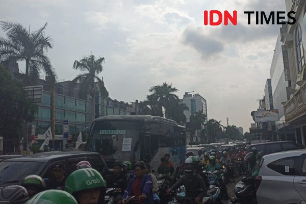 Kampanye Akbar AMIN Rampung, Peserta Padati Jalan Sekitar JIS