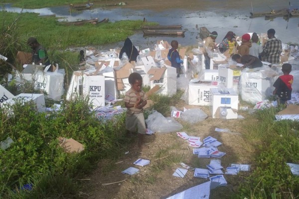 Kotak Suara di Papua Dirusak Diduga untuk Amankan Suara Paslon