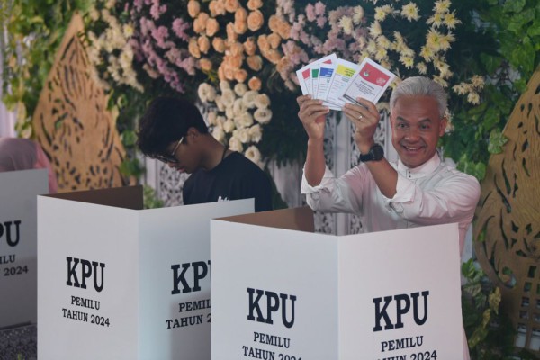 Ganjar dan Mahfud Kompak Sebut Jokowi Pasti Pilih Prabowo-Gibran